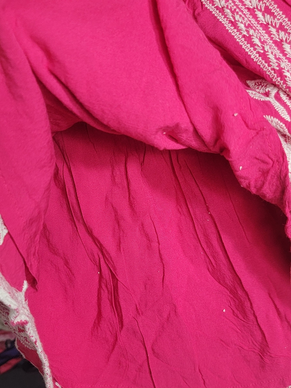 Solitaire Women’s Hot Pink Embroidered Skirt Set Size Medium - Picture 5 of 7